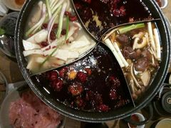 -白乐天毛肚火锅馆(南滨路店)