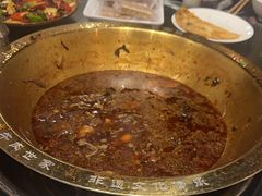 -周老三跷脚牛肉·全牛火锅(非遗传承店)