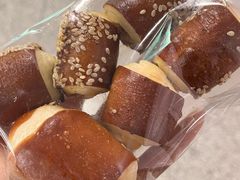 芝麻洋葱碱水球-Luneurs(幸福里店)