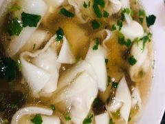 -周震馄饨