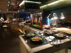 -松山湖凯悦酒店·Café自助餐厅·周末火舞秀表演