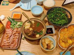 -马来西亚肉骨茶汤·招牌螃蟹·烧鸡·呷喱吧吧(海上世界店)
