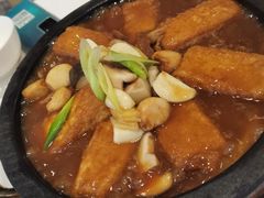石锅烧味豆腐-万龙洲海鲜(大兴绿地缤纷城店)