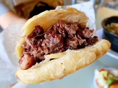-闫家驴肉老店(华电一校店)