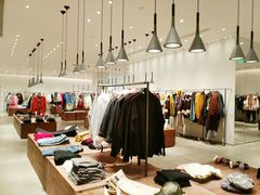 -URBAN REVIVO(西安Momopark店)