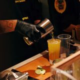 在昆明！它为什么老在排队！