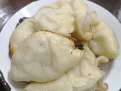 -黄阿姨锅贴大王(万航渡路店)