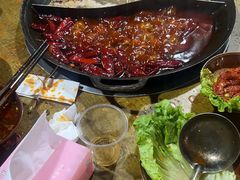 -乖嬢嬢重庆老火锅(南联店)
