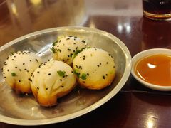 特色生煎-三两春(浦三路店)