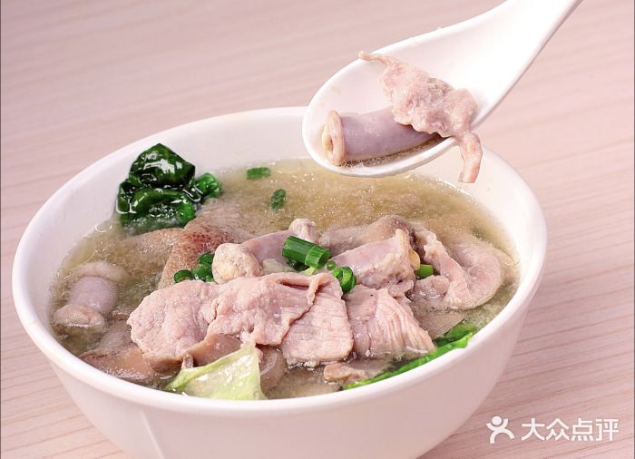 婆婆家·湛江特色美食(福田振华路店)枸杞猪杂汤图片