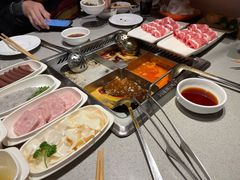 -海底捞火锅(新松江路店)