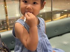 -VENCHI 闻绮(北京国贸商城店)