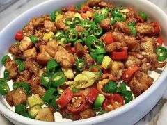 攸县小炒鸡-红色湘菜馆(春风店)
