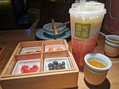 -九锅一堂酸菜鱼(新南凯德直营店)