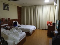-新世纪大酒店(廉江大道北店)