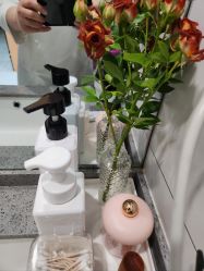 -靓芙泉专研痘痘肌