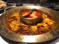 -哥老官重庆美蛙鱼头(龙湖杭州金沙天街店)