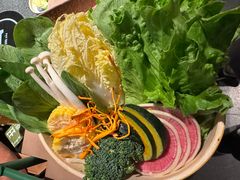-三出山火锅(南京万象天地店)