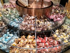 -Laderach 莱德拉(上海环贸iapm店)