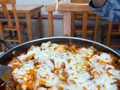 -亲昵春川鸡排(韩国美食街店)