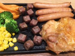 德式香肠鸡扒牛肉粒拼盘-菲利斯·西餐厅(万民城店)