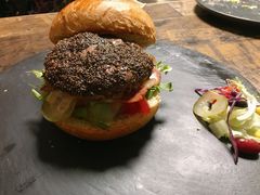 -HIGH FIVE哈福手工汉堡(桂林路店)