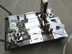 -嘿哟动霸CHUA·新潮玩运动娱乐中心·蹦床滑冰团建乐园