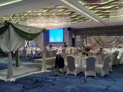 -上海松江假日酒店