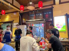 -富正毅三下锅·湘西韵味(天门山索道店)
