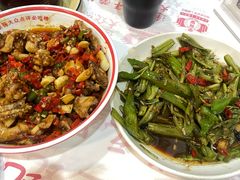 -堂瓦里·33年传统赣菜(第一街区店)