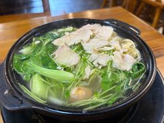-丽虹云南过桥米线(兴工街店)