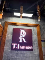 点击看大图 -T.1 hair salon烫染接发