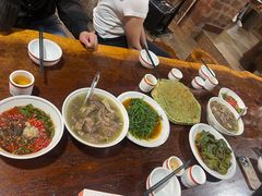 -汤锅大王(新平曹苏黄牛汤锅有限公司)