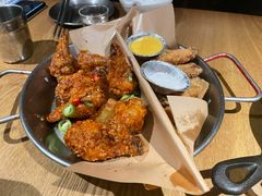 炸鸡翅一半一半-富乐满韩国正宗炸鸡韩国料理(虹泉路店)