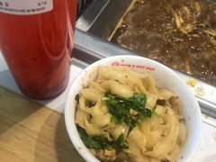 -袁记串串香(北国店)