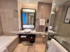 -上海龙之梦万丽酒店