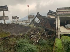 -四川汶川特大地震漩口中学遗址