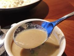 -MONICH牛排融合餐厅(和义大道购物中心店)