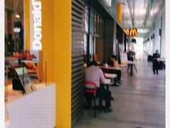 -麦当劳(华融店)