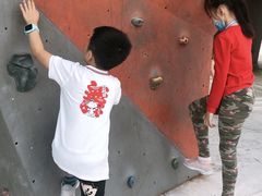 -滨江攀岩