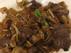 -新大咀港式茶餐厅(宝山万达店)
