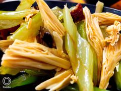 芹菜腐竹-炒豆合作社(东四总店)