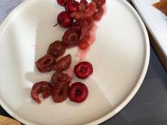 樱桃鹅肝-小大董·烤鸭(观景餐厅·南京西路店)