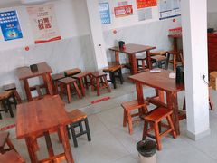 大堂-宝瑞门钉肉饼店