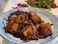 土罐煨花肉-芙蓉凰花园酒楼
