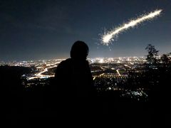 -鬼笑石后山停车场
