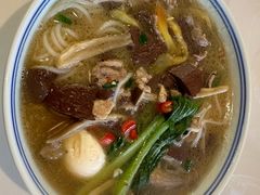 -邱芳粉店(迎宾大道旗舰店)