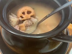 -莲餐厅·湖北菜·潜江小龙虾店(愚园路店)