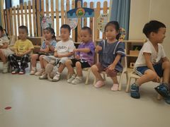 -好奇星国际托育(金地自在城校区)