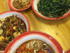 -老三样·美食研究中心(世贸路店)